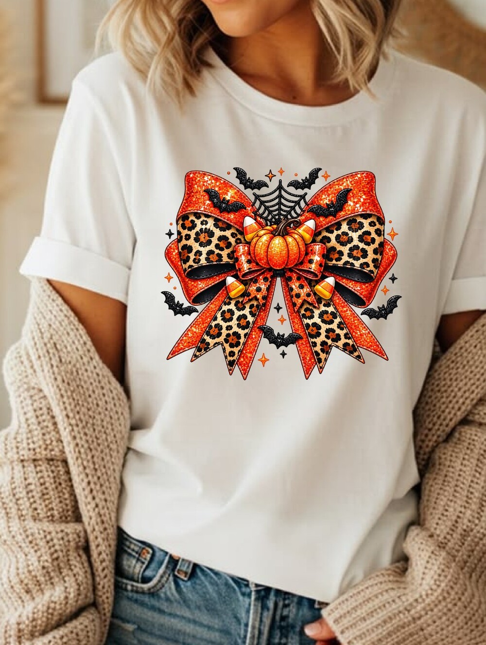 White graphic t-shirt festive orange leopard-print Bow Design T-Shirt